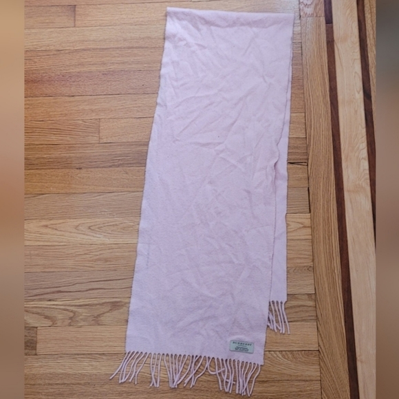 BURBERRY CASHMERE PINK SCARF - Picture 2 of 5